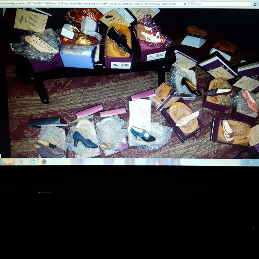 JUST THE RIGHT SHOE Lot of 13 Asst 👠 figurines vintage NEW